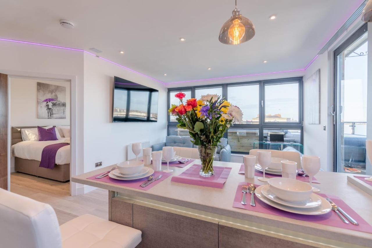 Central Penthouse With Hot Tub & Views 22 Cheltenham Exteriér fotografie