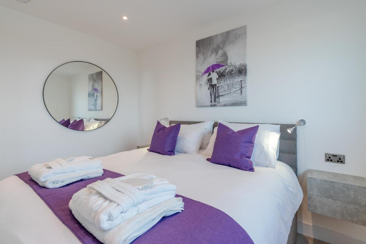 Central Penthouse With Hot Tub & Views 22 Cheltenham Exteriér fotografie